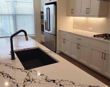 137 Birch Tree Way - Photo Thumbnail 4