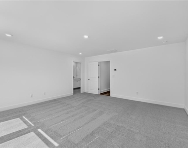 538 East Rope Mill Rd - Photo Thumbnail 9