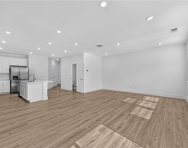 538 East Rope Mill Rd - Photo Thumbnail 1