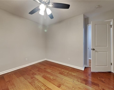 3521 Birchwood Trail - Photo Thumbnail 12