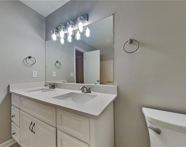 3521 Birchwood Trail - Photo Thumbnail 9