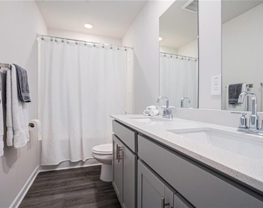 279 Persian Ivy Way - Photo Thumbnail 19