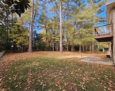 4882 Happy Hollow Road - Photo Thumbnail 17