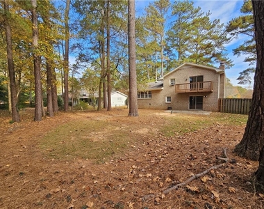 4882 Happy Hollow Road - Photo Thumbnail 5