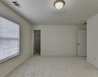 2511 Royston Drive - Photo Thumbnail 57