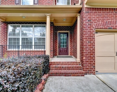 2511 Royston Drive - Photo Thumbnail 2