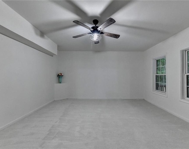 2511 Royston Drive - Photo Thumbnail 69