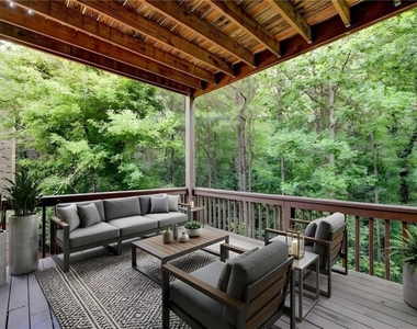 2511 Royston Drive - Photo Thumbnail 77