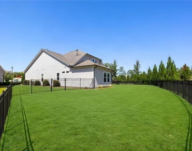 6853 River Rock Drive - Photo Thumbnail 5