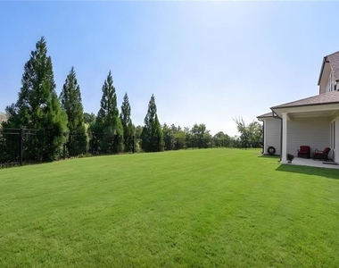 6853 River Rock Drive - Photo Thumbnail 37