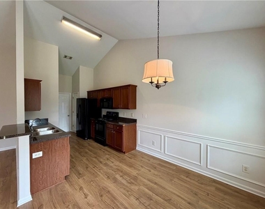 66 Mercer Lane - Photo Thumbnail 7