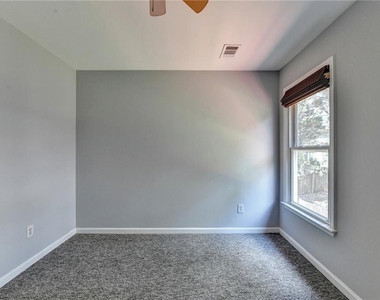 2835 Crestmont - Photo Thumbnail 49
