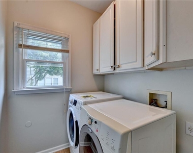 2835 Crestmont - Photo Thumbnail 37