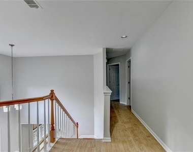 2835 Crestmont - Photo Thumbnail 38