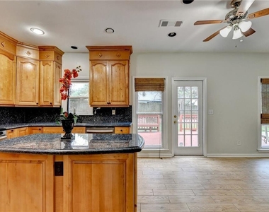 2835 Crestmont - Photo Thumbnail 26