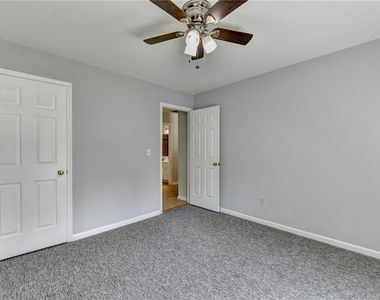 2835 Crestmont - Photo Thumbnail 46