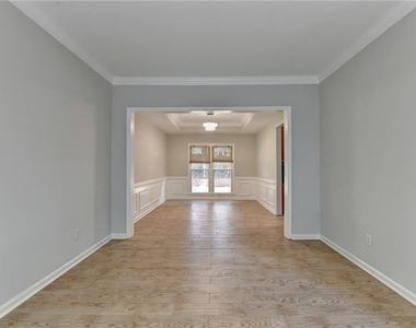 2835 Crestmont - Photo Thumbnail 11