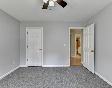 2835 Crestmont - Photo Thumbnail 47