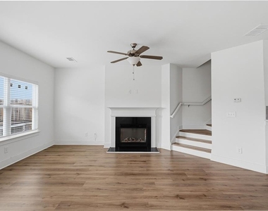 5797 Calle Vista Drive - Photo Thumbnail 8