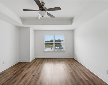 5797 Calle Vista Drive - Photo Thumbnail 12