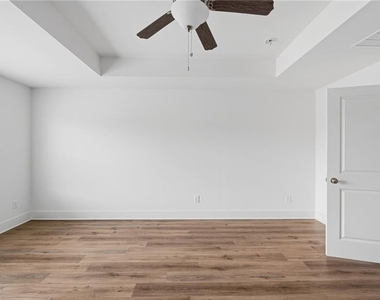 5797 Calle Vista Drive - Photo Thumbnail 16
