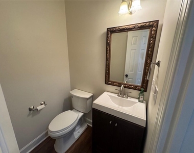 3314 Collier Point - Photo Thumbnail 7