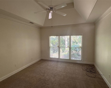 3314 Collier Point - Photo Thumbnail 9