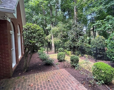 3314 Collier Point - Photo Thumbnail 19