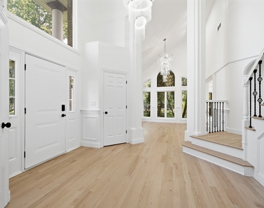 7303 W Ethan Court - Photo Thumbnail 2