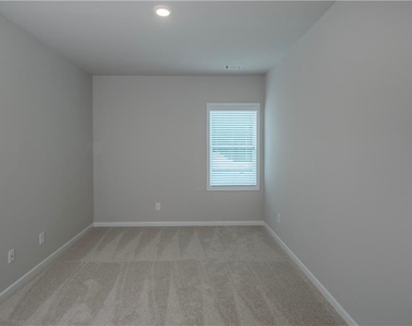 5412 Maple Grove Lane - Photo Thumbnail 7