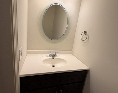 118 N Prospect Street - Photo Thumbnail 5
