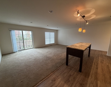 118 N Prospect Street - Photo Thumbnail 6