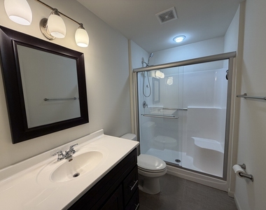 118 N Prospect Street - Photo Thumbnail 16