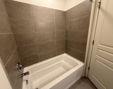 118 N Prospect Street - Photo Thumbnail 15