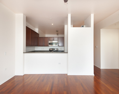 310 S Michigan Avenue - Photo Thumbnail 4