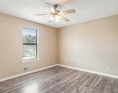 3602 Hopkins Court - Photo Thumbnail 7