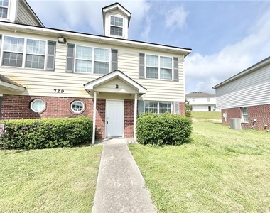 729 Wheel House Lane - Photo Thumbnail 1