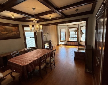 2448 W Gunnison Street - Photo Thumbnail 4