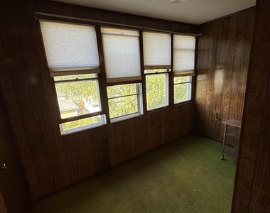 2448 W Gunnison Street - Photo Thumbnail 16