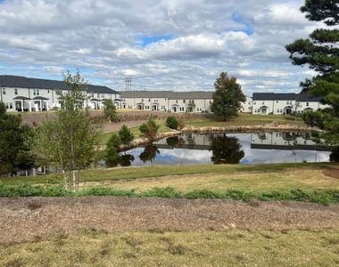 950 Sunny Lake Drive - Photo Thumbnail 36