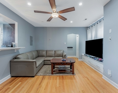 5717 N Kimball Avenue - Photo Thumbnail 3