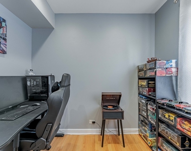 5717 N Kimball Avenue - Photo Thumbnail 9