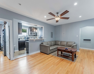 5717 N Kimball Avenue - Photo Thumbnail 2