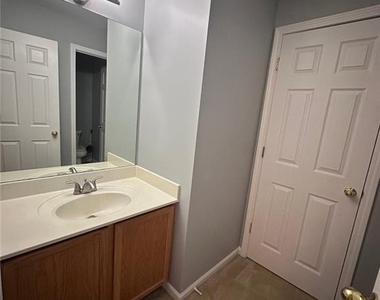 698 Parc River Boulevard - Photo Thumbnail 12