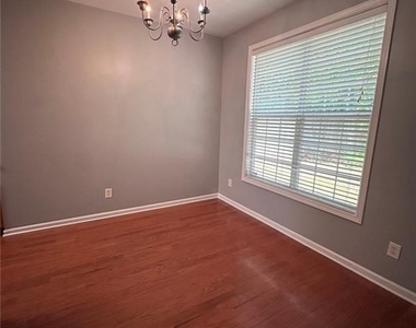 698 Parc River Boulevard - Photo Thumbnail 4