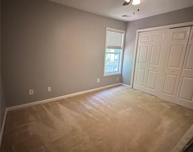 698 Parc River Boulevard - Photo Thumbnail 13