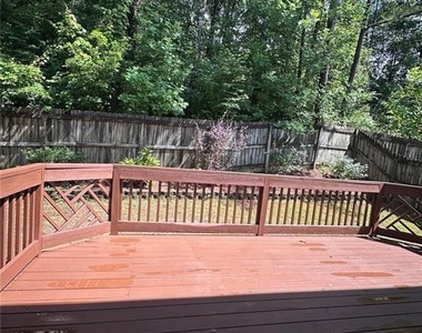 698 Parc River Boulevard - Photo Thumbnail 15