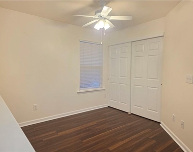 411 Chatooga Lane - Photo Thumbnail 11