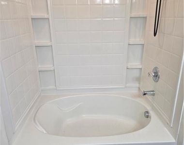 411 Chatooga Lane - Photo Thumbnail 14