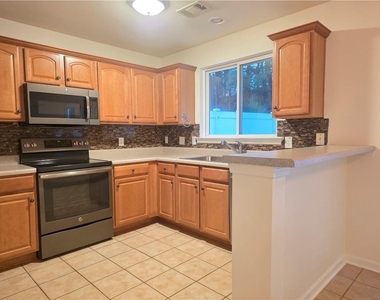 411 Chatooga Lane - Photo Thumbnail 4